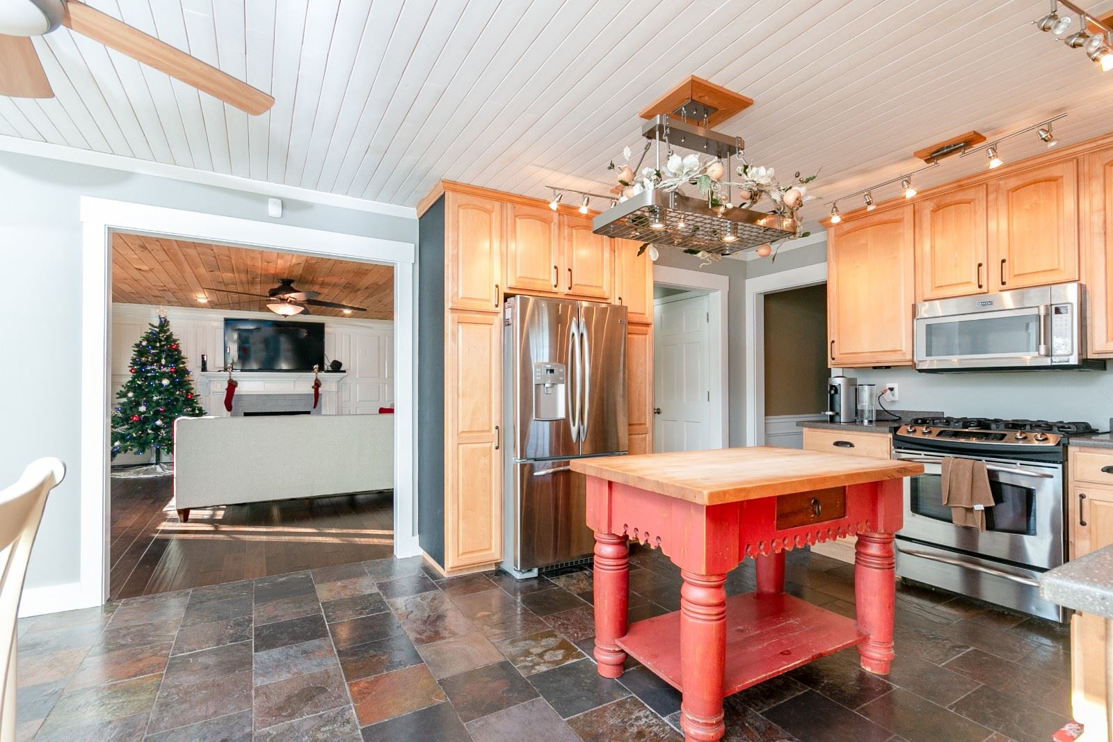 15404 Hunting Ridge Trail Granger, IN 46530 - Photo 9 of 36 Gallery Image 9