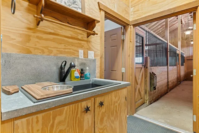 $1,875,000 | 9352 North Ranch Road 783, Harper, TX 78631