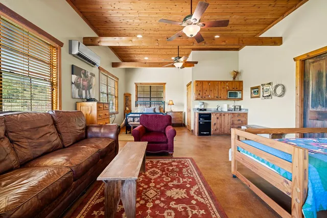 $1,875,000 | 9352 North Ranch Road 783, Harper, TX 78631