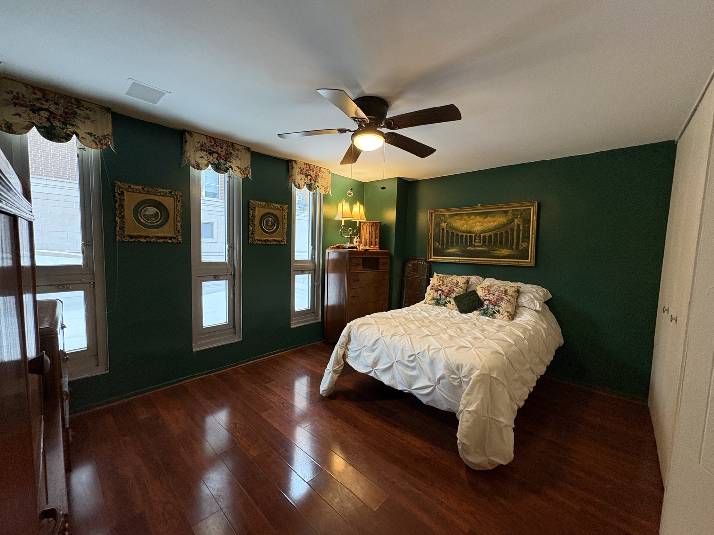 21 West Goethe Street, Unit 2A Chicago, IL 60610 - Photo 19 of 48