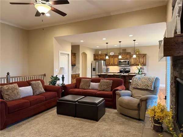$450,000 | 626 Liberty Road, Smithville, MO 64089