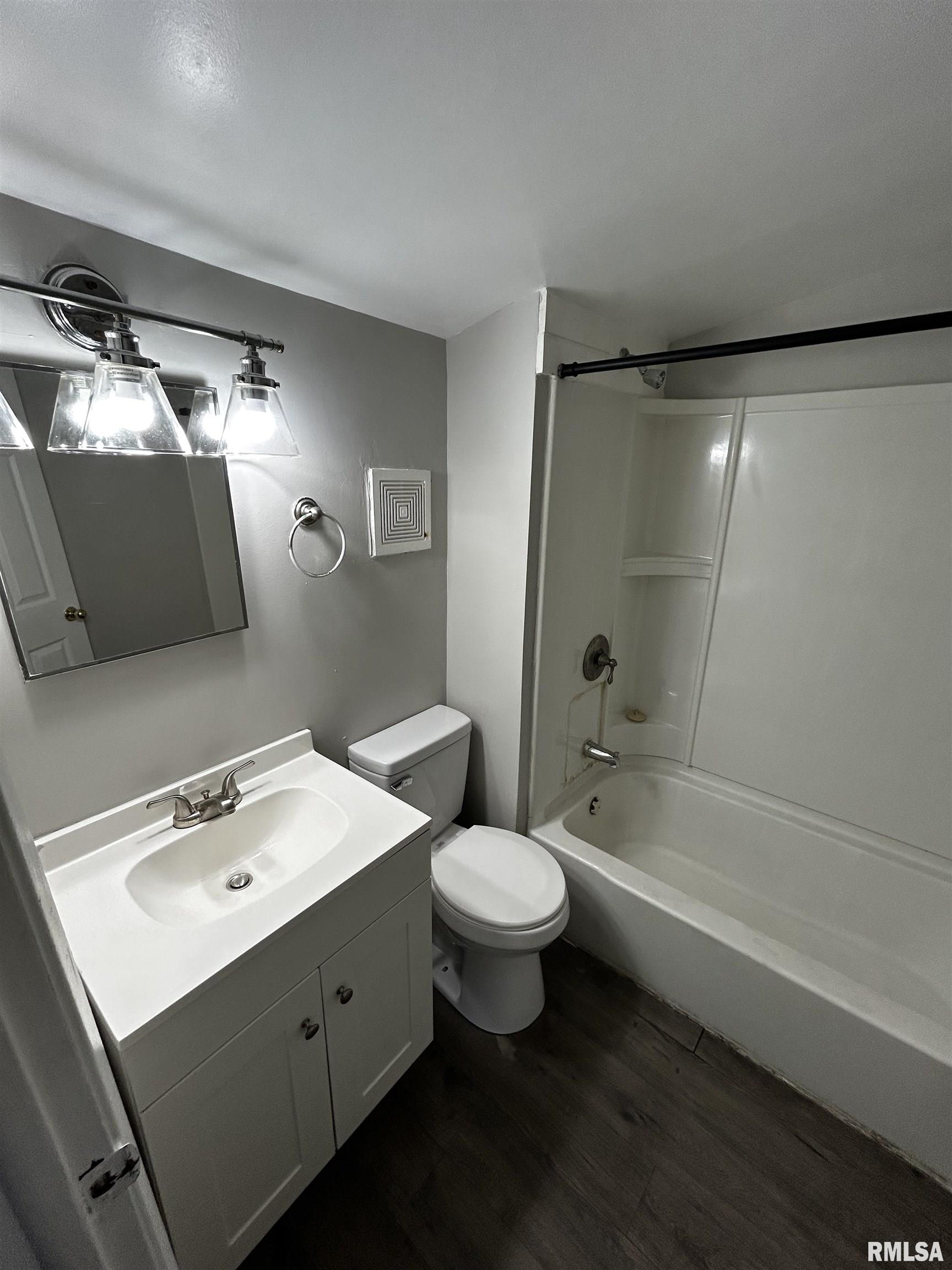 1020 East Kansas Street Peoria, IL 61603 - Photo 10 of 12