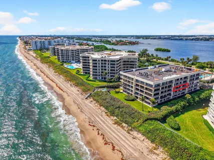 $1,395,000 | 3390 South Ocean Boulevard, Unit 305, Palm Beach, FL 33480