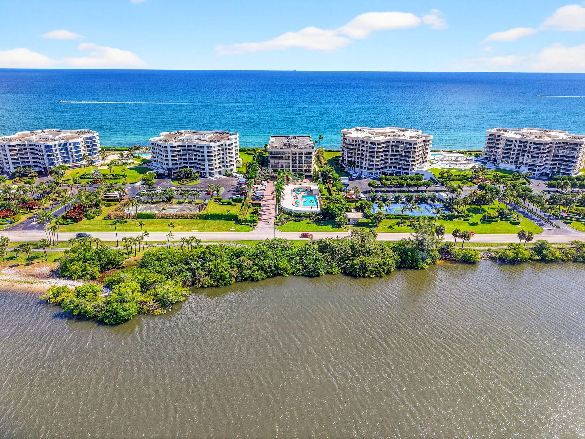 3390 South Ocean Boulevard, Unit 305 Palm Beach, FL 33480 - Photo 33 of 48 Aerial Views