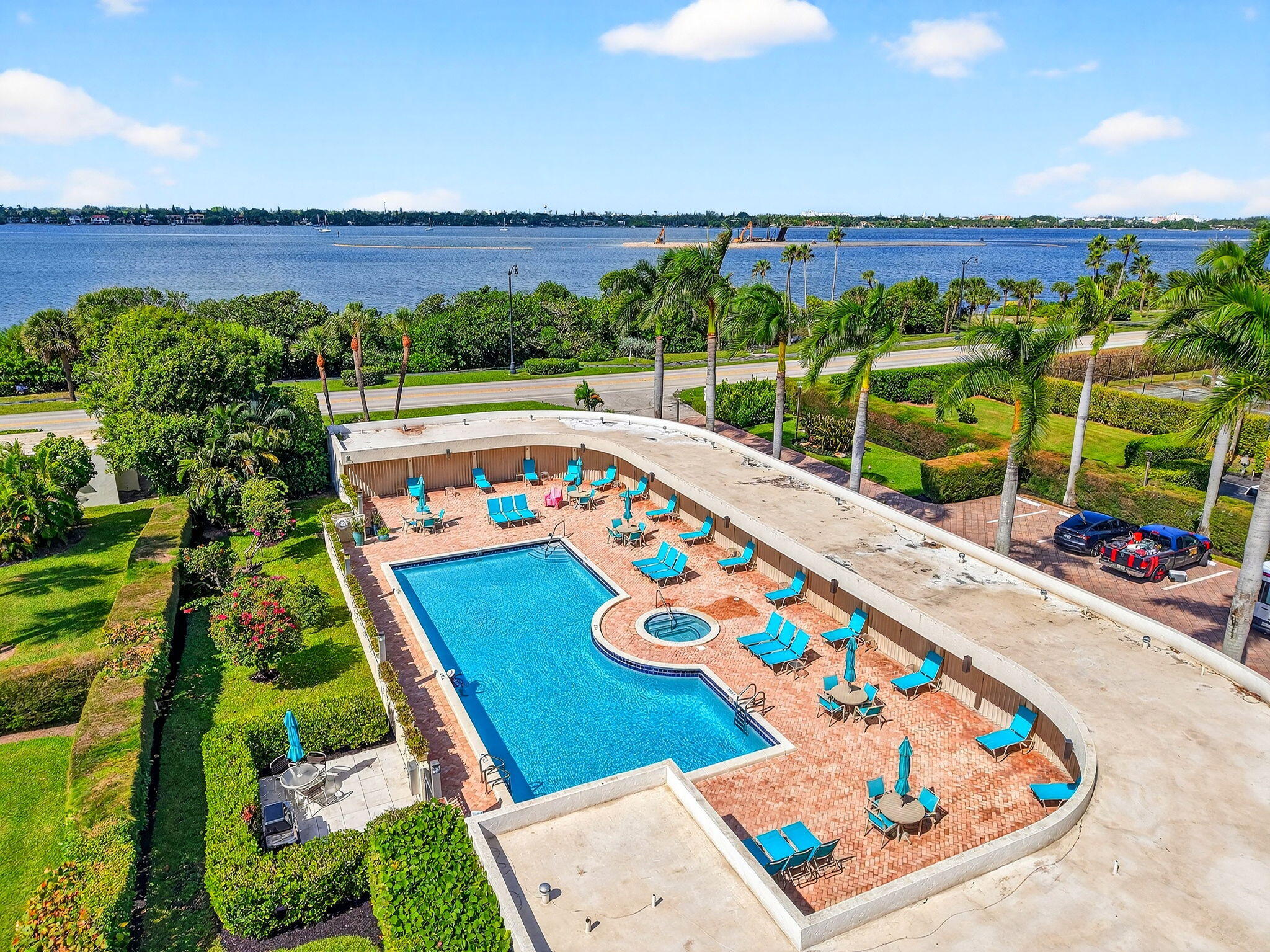 3390 South Ocean Boulevard, Unit 305 Palm Beach, FL 33480 - Photo 36 of 48 69-web-or-mls-DJI_20251023120532_0086_D