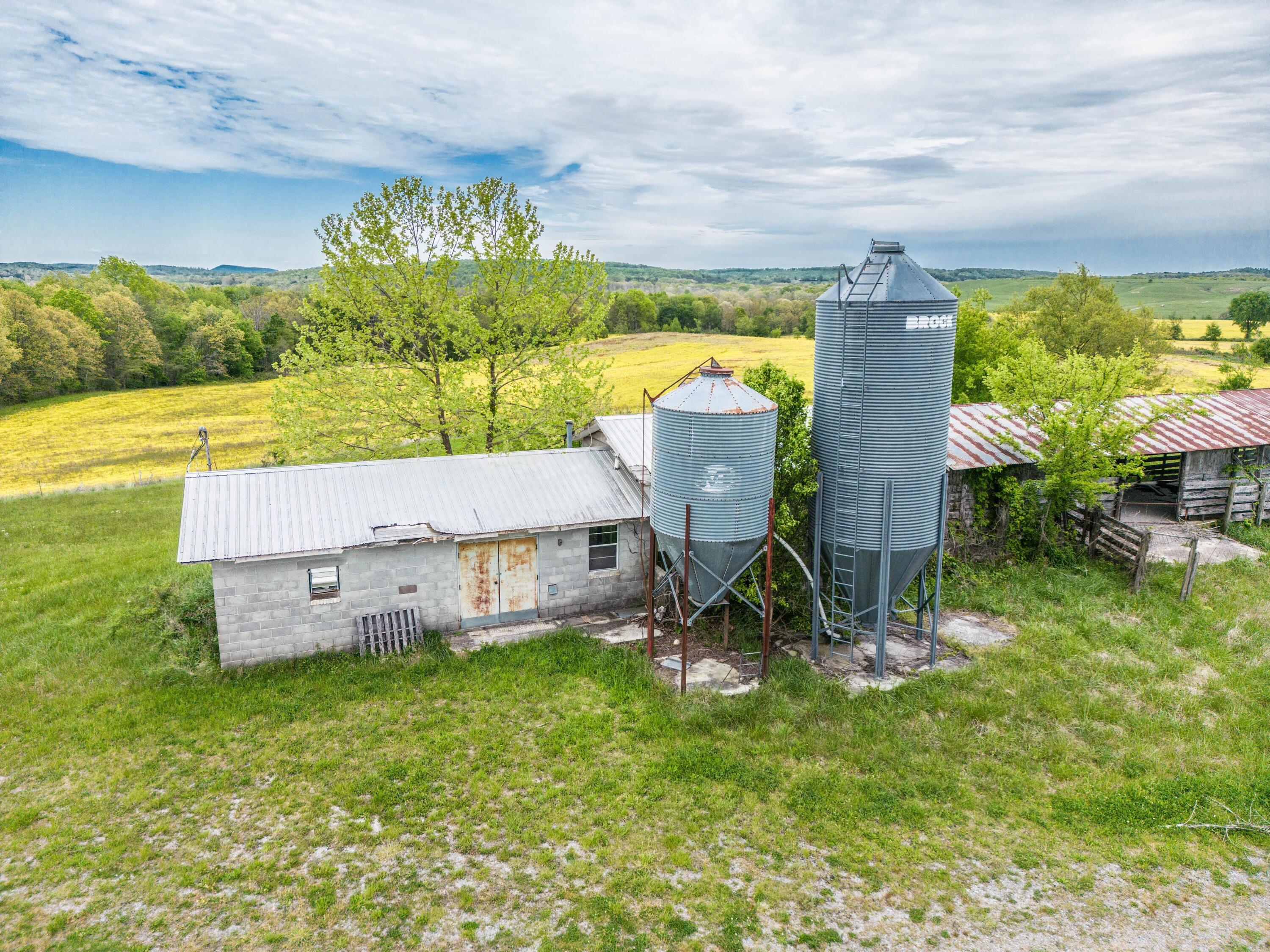506 Kay Road Pikeville, TN 37367 - Photo 11 of 38 DJI_0177