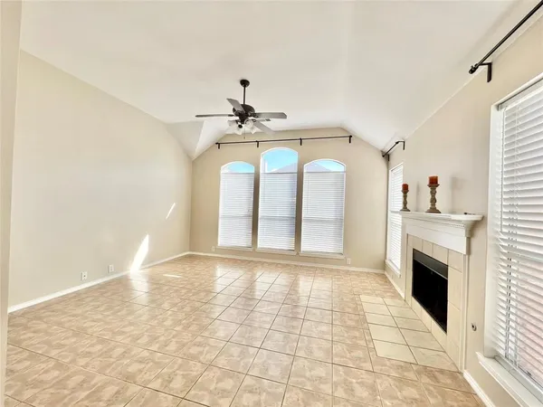 a view of livingroom with washer and dryer