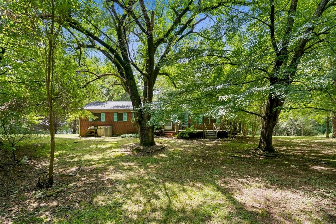 825 Chattooga Ridge Road Mountain Rest, SC 29664 - Photo 6 of 44 Gallery Image 6