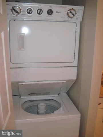 a close up view of washer and dryer