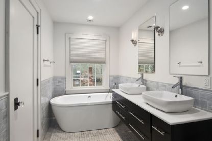 8 Main Street East Hampton, NY 11937 - Photo 7 of 15
