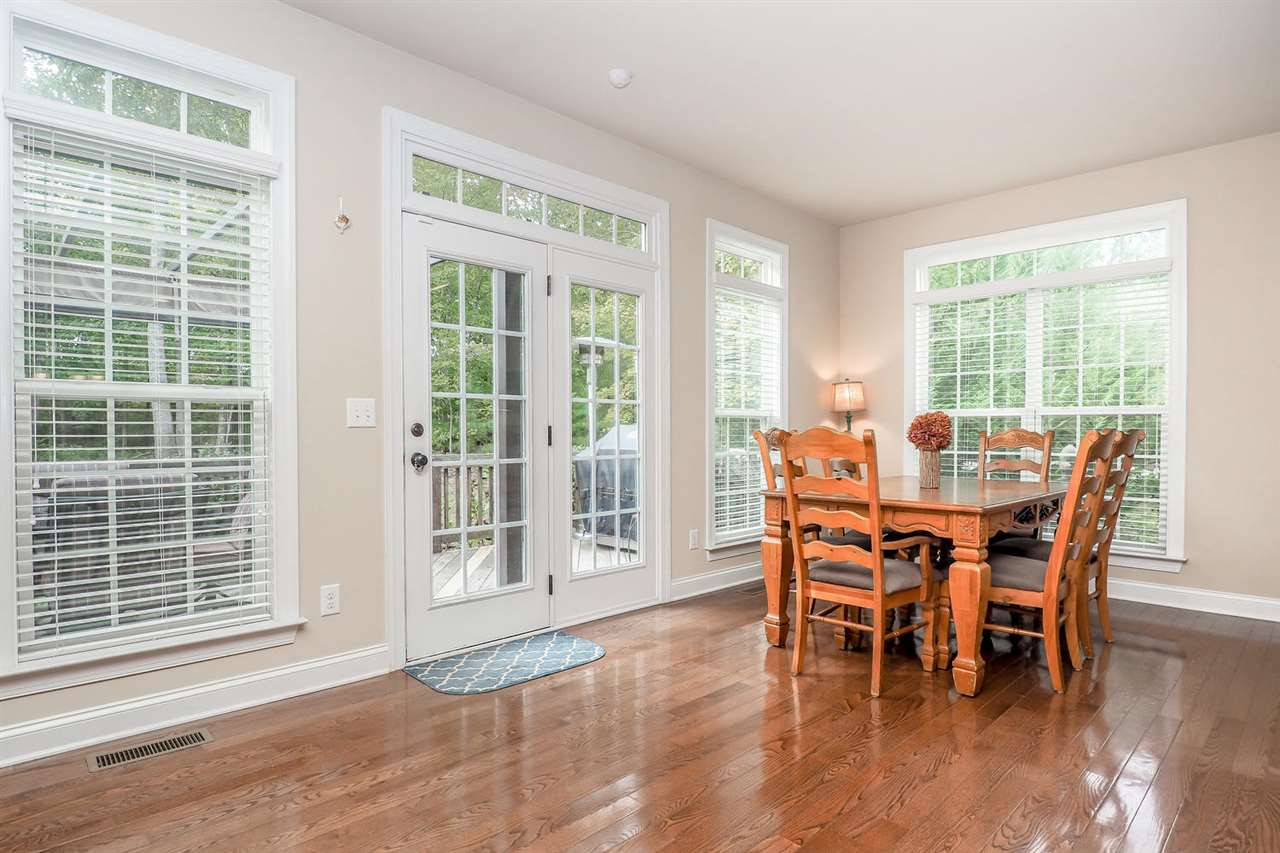 Sunroom/Breakfast Area