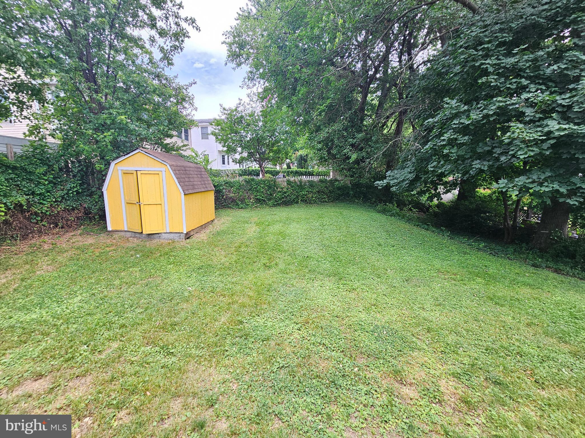 603 Pinewood Road Rockville, MD 20850 - Photo 29 of 32 Exterior Rear