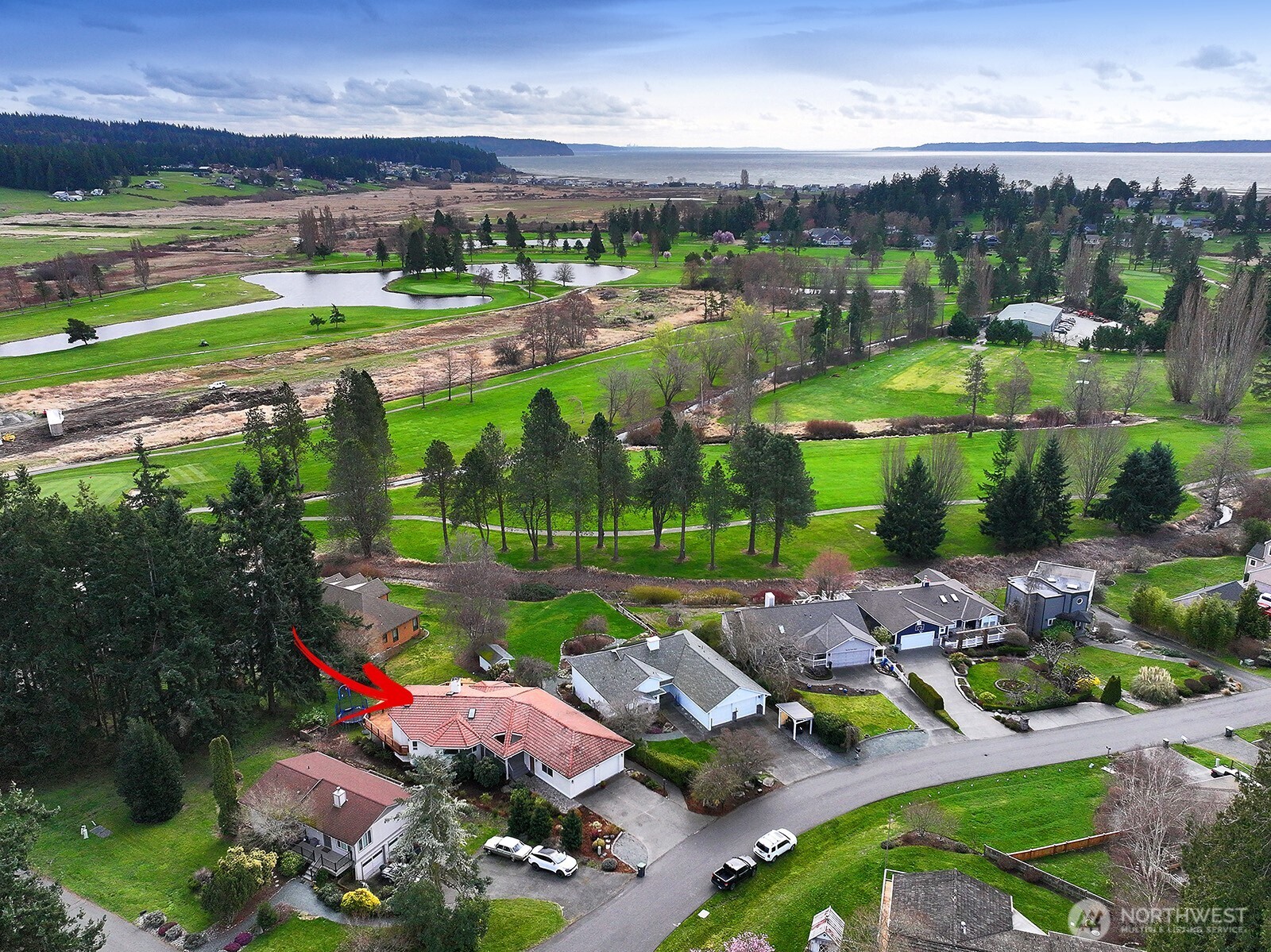 5663 Lenz Place Langley, WA 98260 - Photo 35 of 37 an aerial view of tennis court