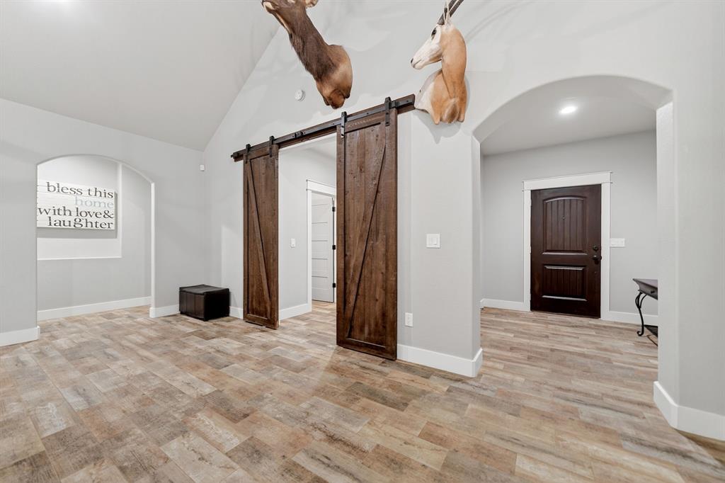 2211 Canyon Lake Road Wills Point, TX 75169 - Photo 7 of 40