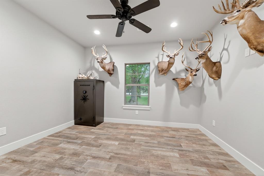2211 Canyon Lake Road Wills Point, TX 75169 - Photo 8 of 40