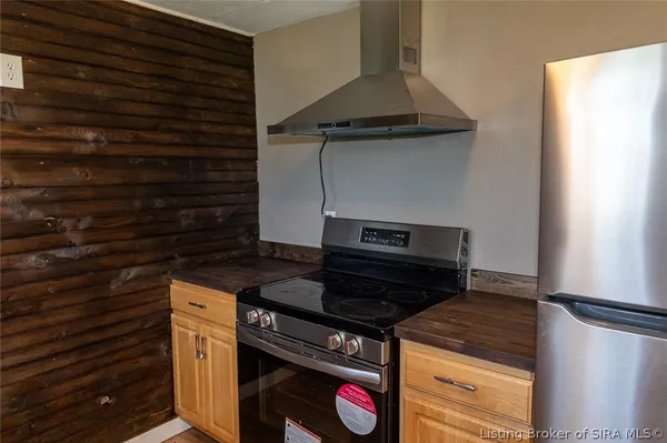 $174,900 | 205 Sycamore S Drive, Hanover, IN 47243