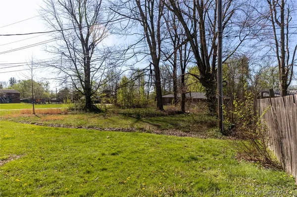 $174,900 | 205 Sycamore S Drive, Hanover, IN 47243