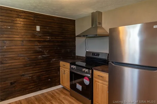 $174,900 | 205 Sycamore S Drive, Hanover, IN 47243