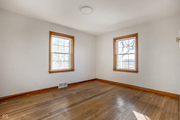 $190,000 | 5109 West Maxville Road, Winchester, IN 47394
