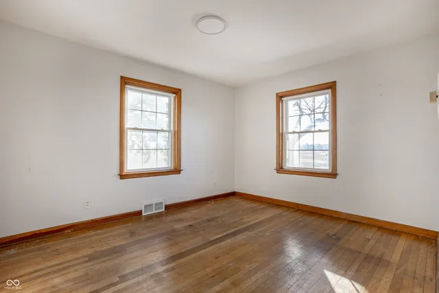 $198,900 | 5109 West Maxville Road, Winchester, IN 47394