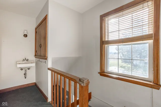 $198,900 | 5109 West Maxville Road, Winchester, IN 47394