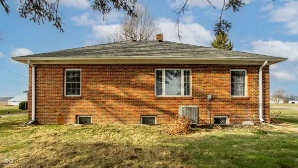 $190,000 | 5109 West Maxville Road, Winchester, IN 47394
