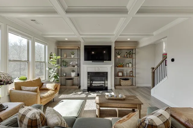 $549,900 | 7141 Birch Vw Court, Flowery Branch, GA 30542