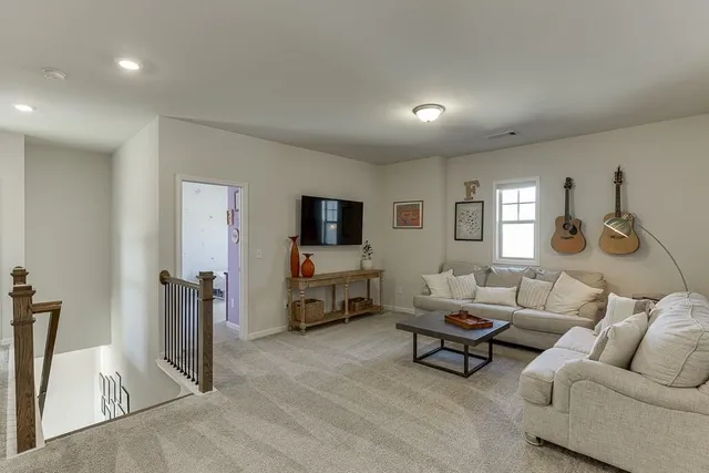 $549,900 | 7141 Birch Vw Court, Flowery Branch, GA 30542