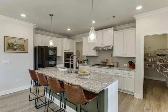 $549,900 | 7141 Birch Vw Court, Flowery Branch, GA 30542