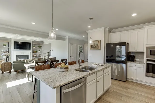 $549,900 | 7141 Birch Vw Court, Flowery Branch, GA 30542