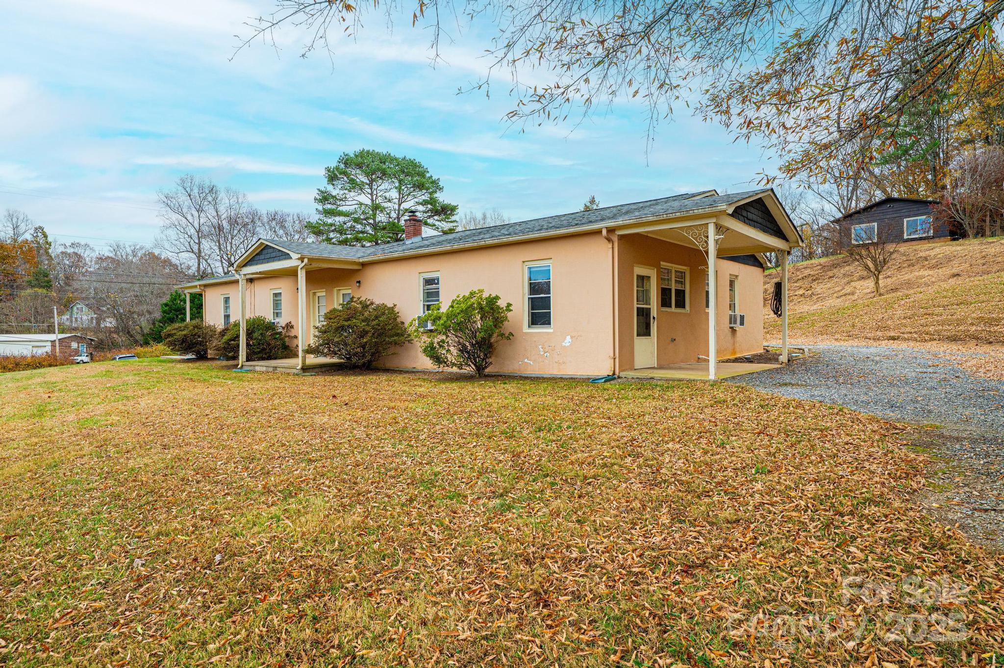 4823 Calico Road Lenoir, NC 28645 - Photo 9 of 31 a front view of house with yard