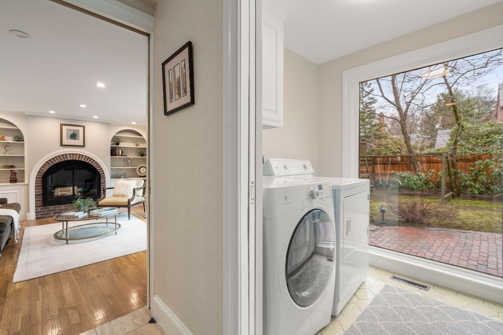 17 Lancaster Road Newton, MA 02458 - Photo 11 of 29