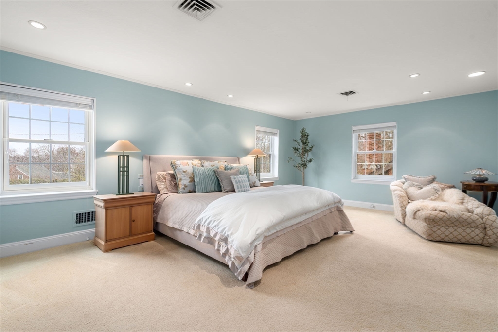 17 Lancaster Road Newton, MA 02458 - Photo 13 of 29