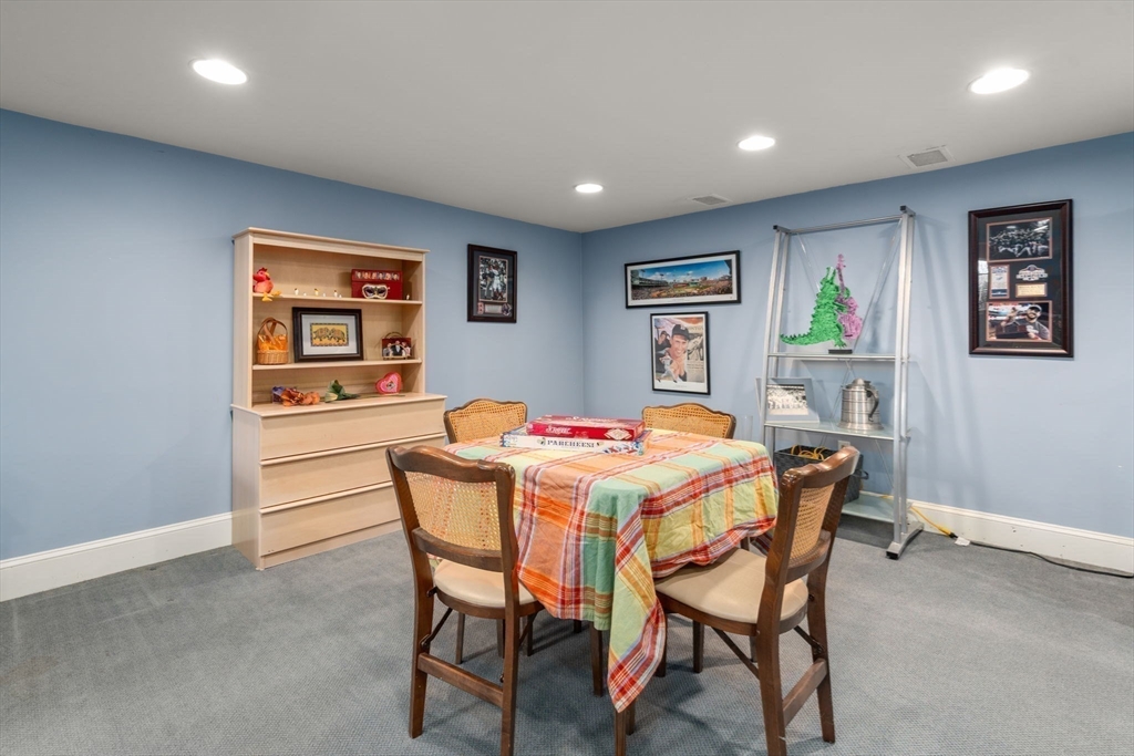 17 Lancaster Road Newton, MA 02458 - Photo 24 of 29