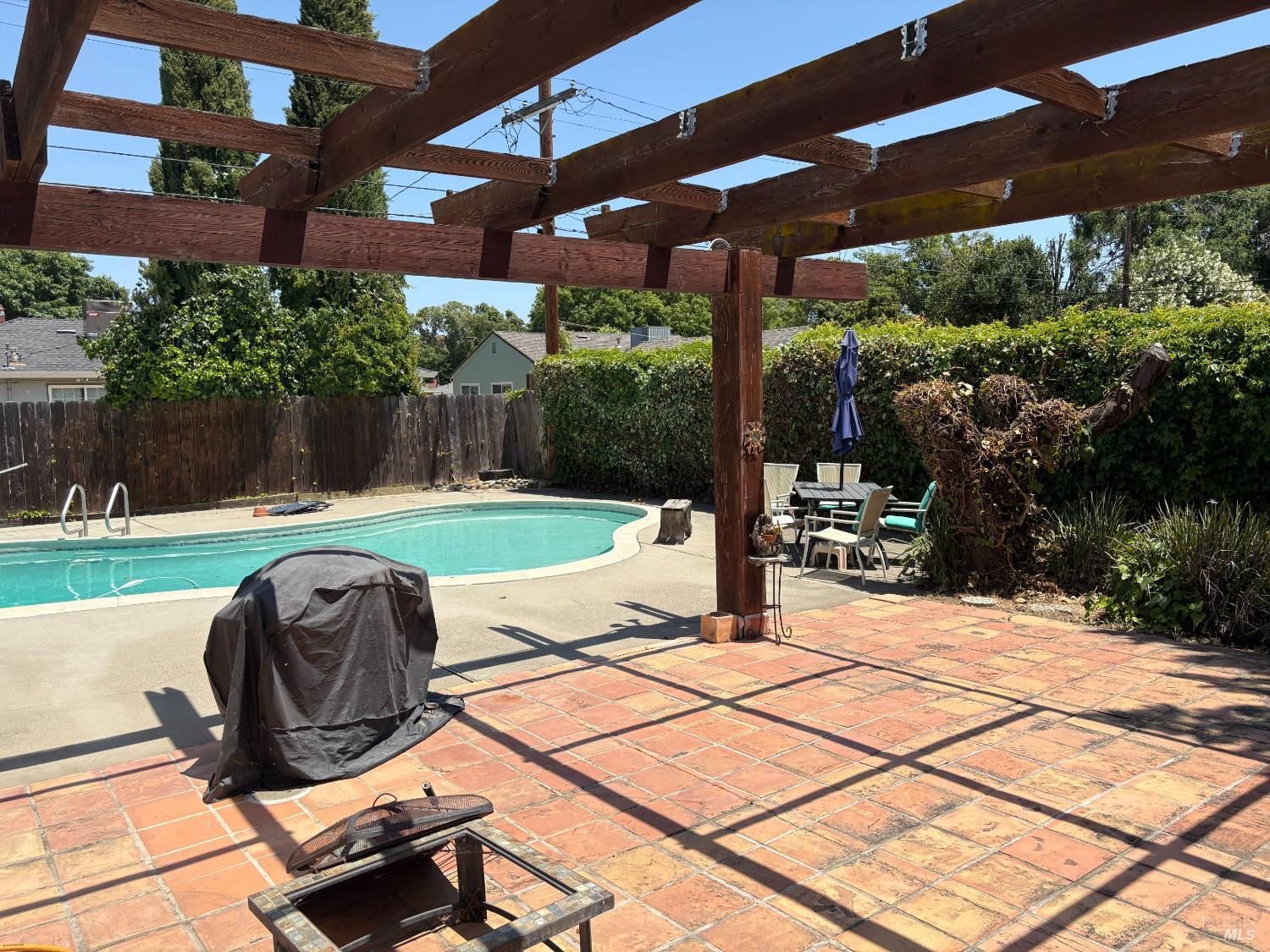 740 Linda Vista Way Rio Vista, CA 94571 - Photo 28 of 29 a view of a chairs and tables in the patio