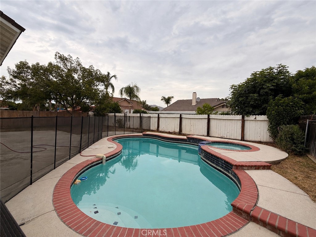 11341 Rancho La Brea Drive Riverside, CA 92505 - Photo 14 of 16 Pool