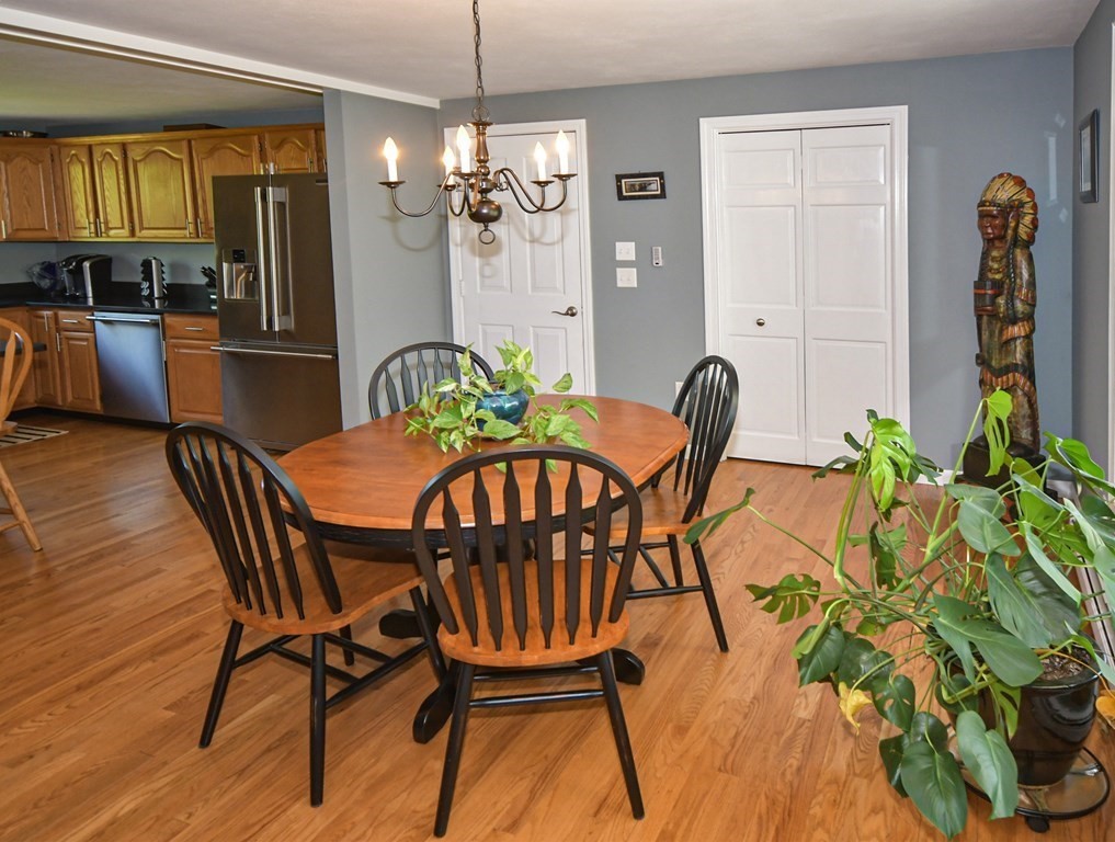 7 Woodman Road Amesbury, MA 01913 - Photo 8 of 36