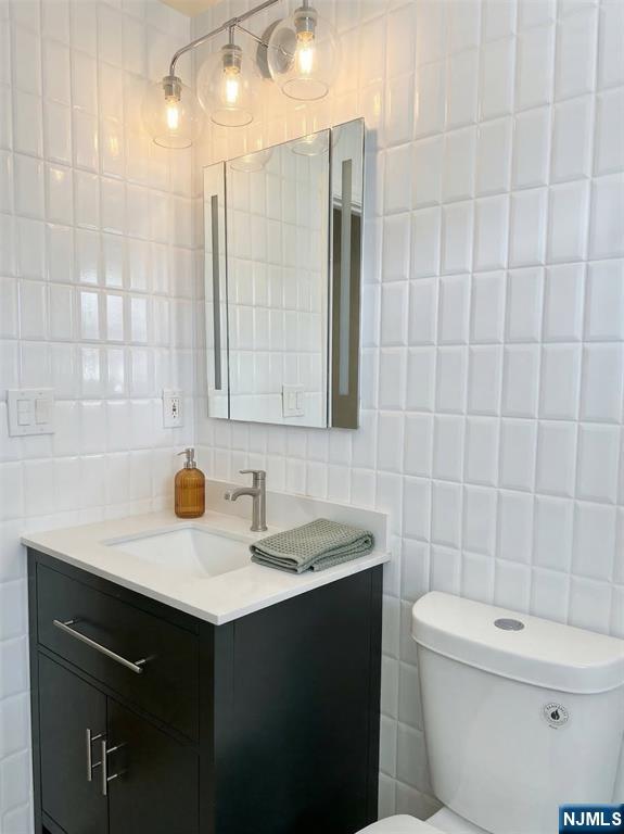 32 Beechwood Road Cresskill, NJ 07626 - Photo 6 of 11