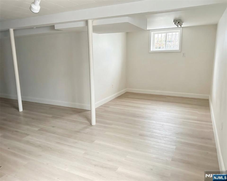 32 Beechwood Road Cresskill, NJ 07626 - Photo 9 of 11