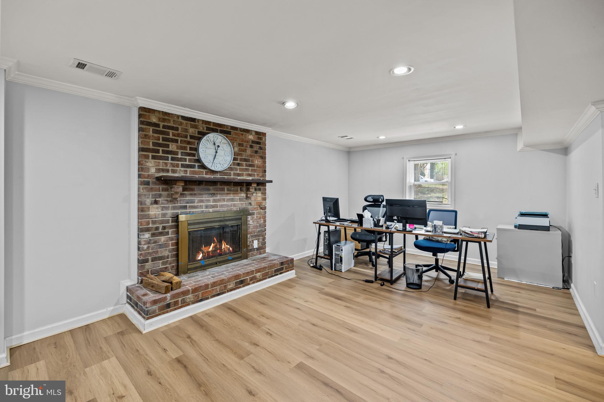 7771 Durer Court Springfield, VA 22153 - Photo 5 of 57