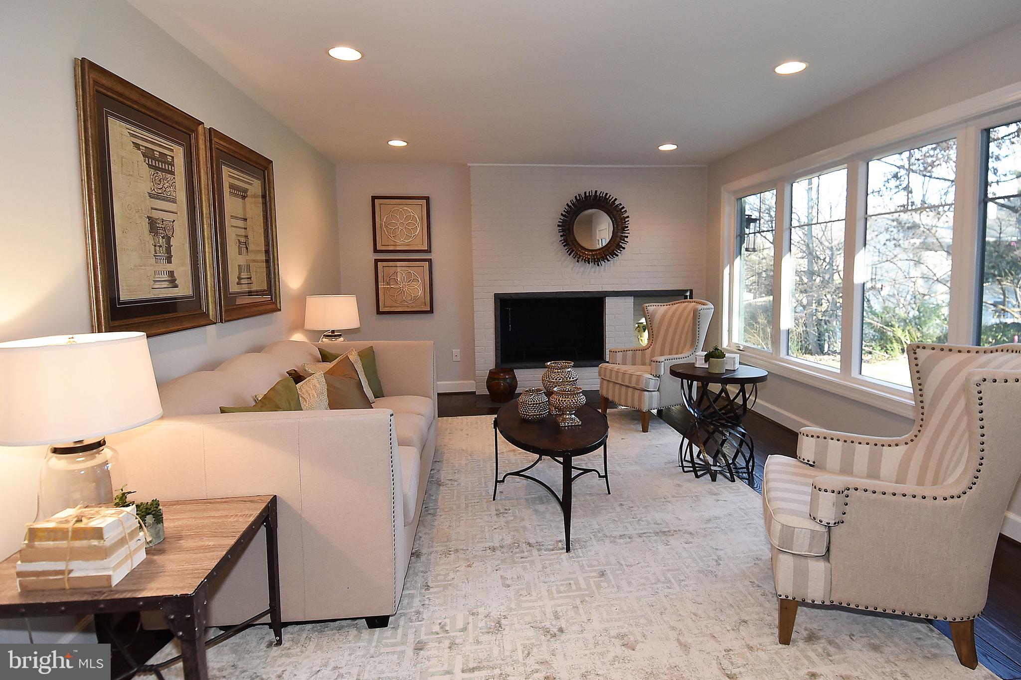 7801 Beech Tree Road Bethesda, MD 20817 - Photo 17 of 52 Living Room