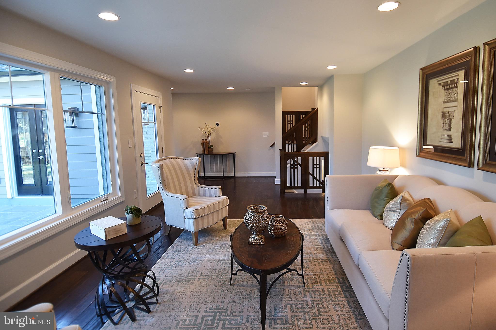 7801 Beech Tree Road Bethesda, MD 20817 - Photo 18 of 52 Living Room