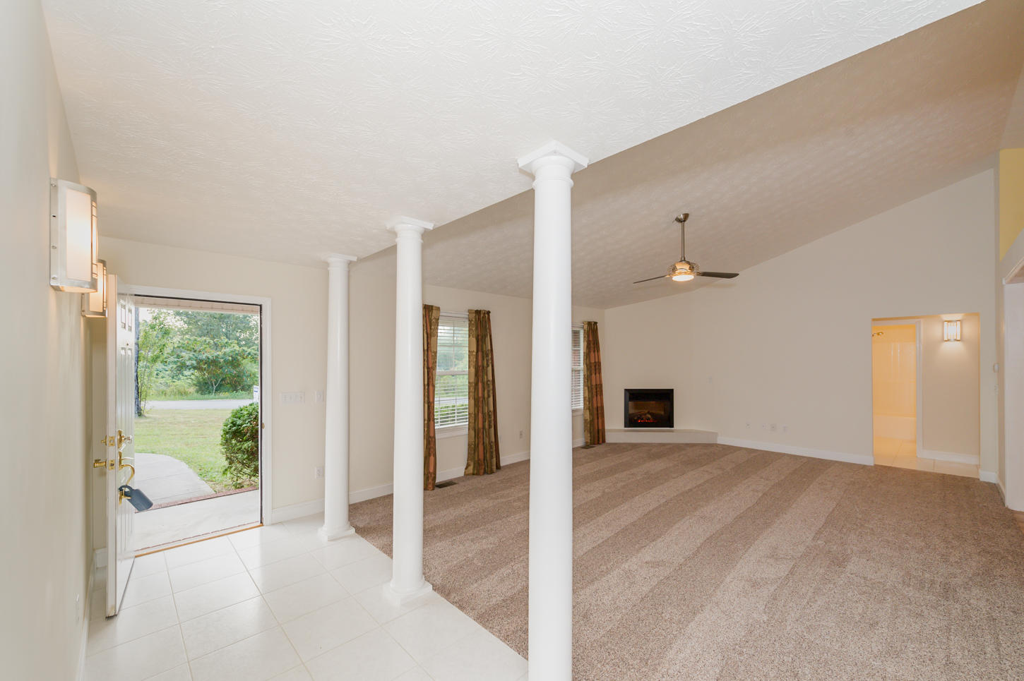 7733 Bell Stanley Road Powell, TN 37849 - Photo 4 of 24 HOB_5571