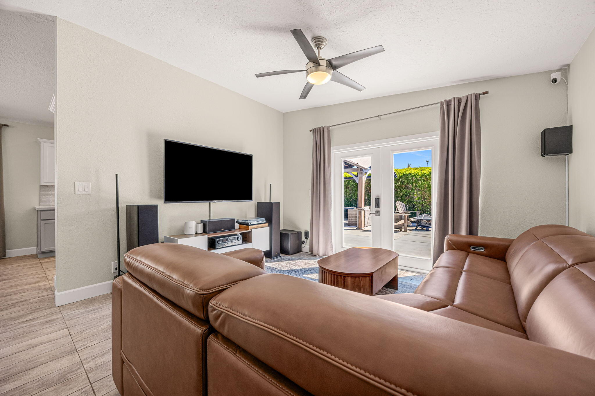43769 Joshua Road Palm Desert, CA 92260 - Photo 7 of 34 43-web-or-mls-068A9555