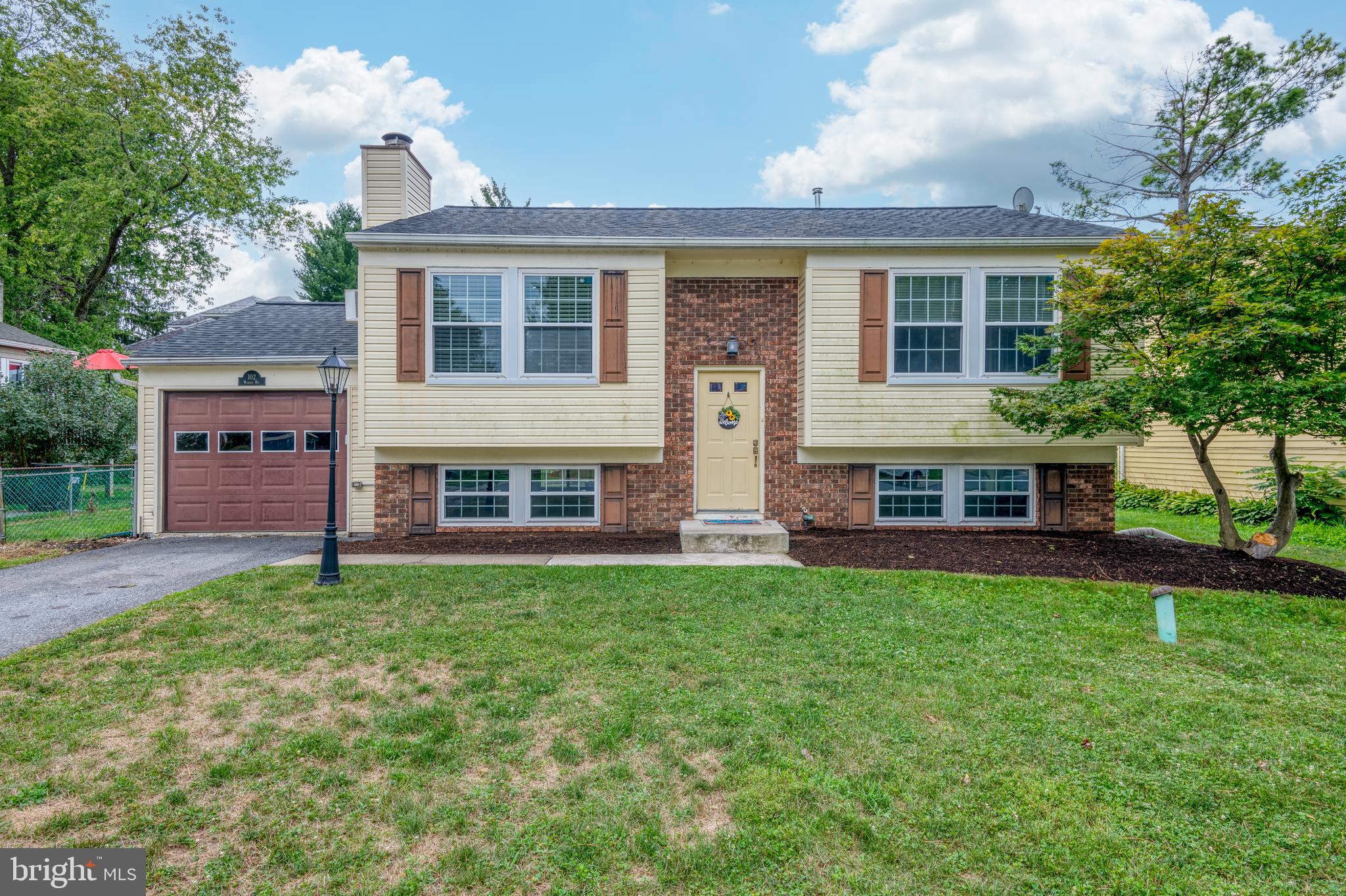 102 Warren Way Lancaster, PA 17601 - Photo 1 of 39 WELCOME HOME!
