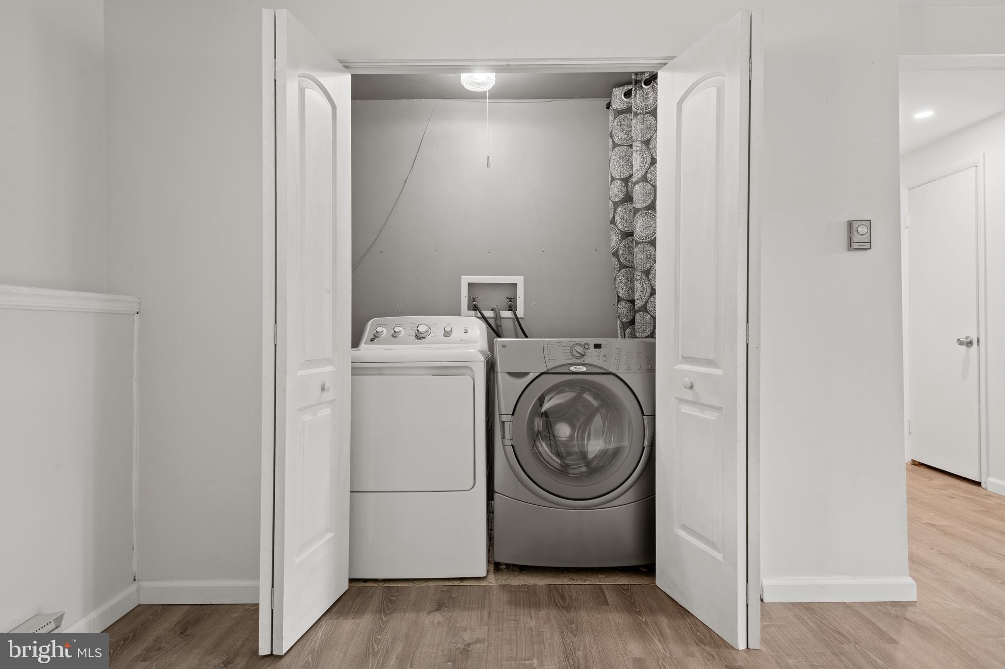 102 Warren Way Lancaster, PA 17601 - Photo 29 of 39 Laundry Area