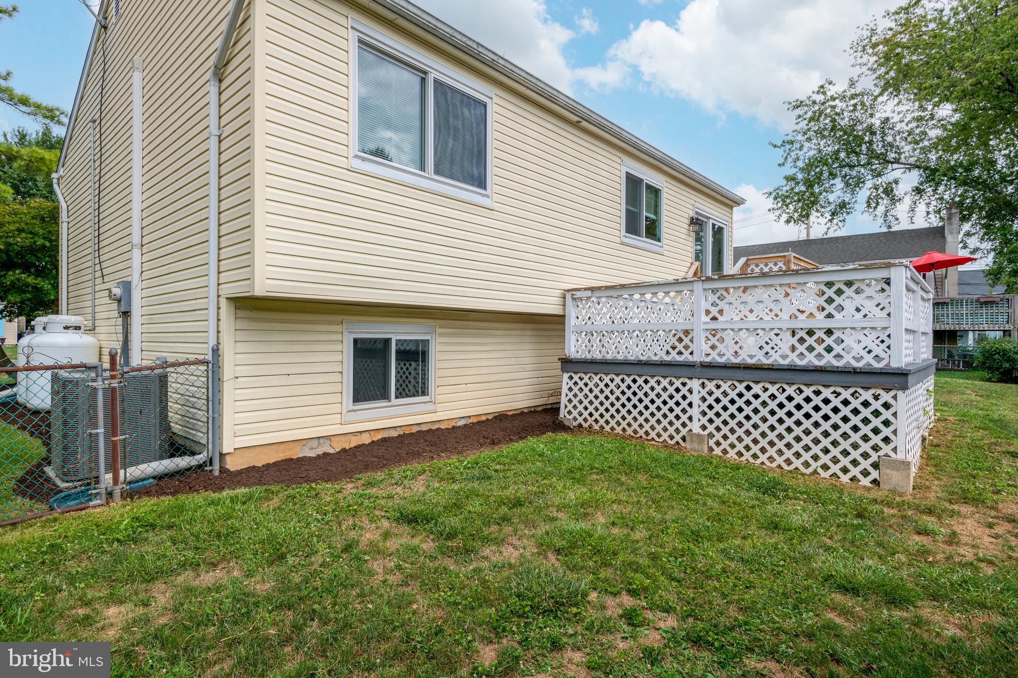 102 Warren Way Lancaster, PA 17601 - Photo 35 of 39