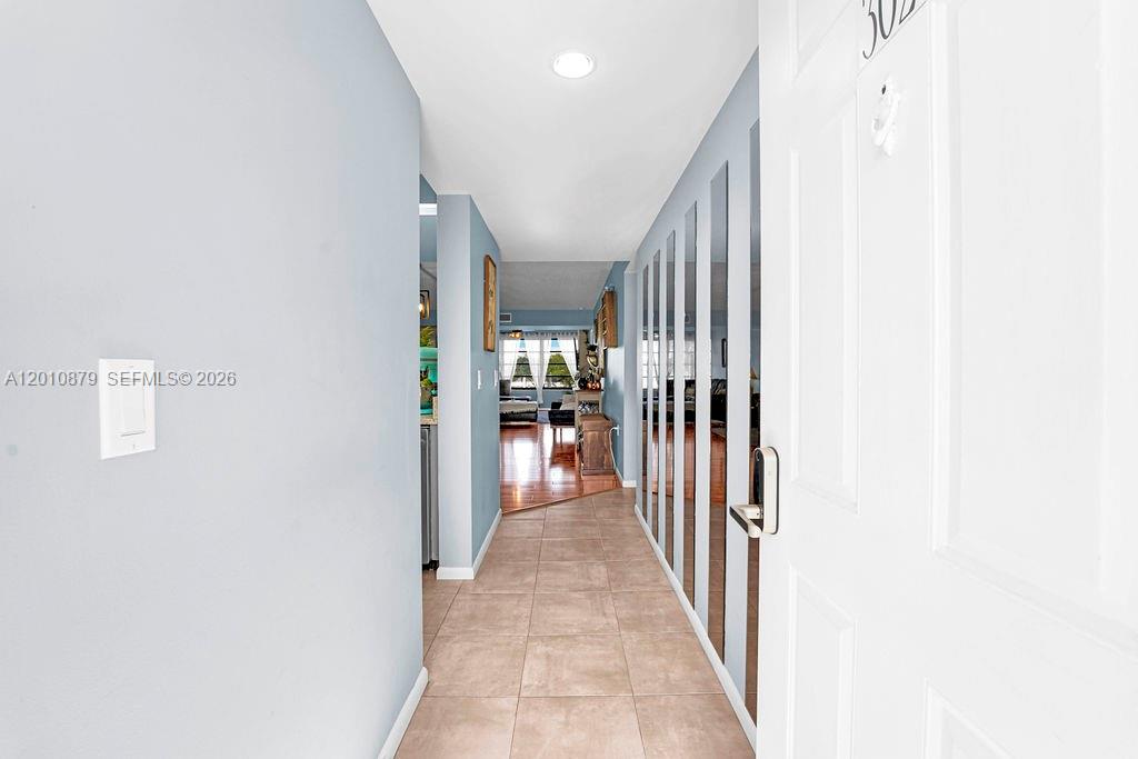 6049 Balboa Circle, Unit 302 Boca Raton, FL 33433 - Photo 2 of 32