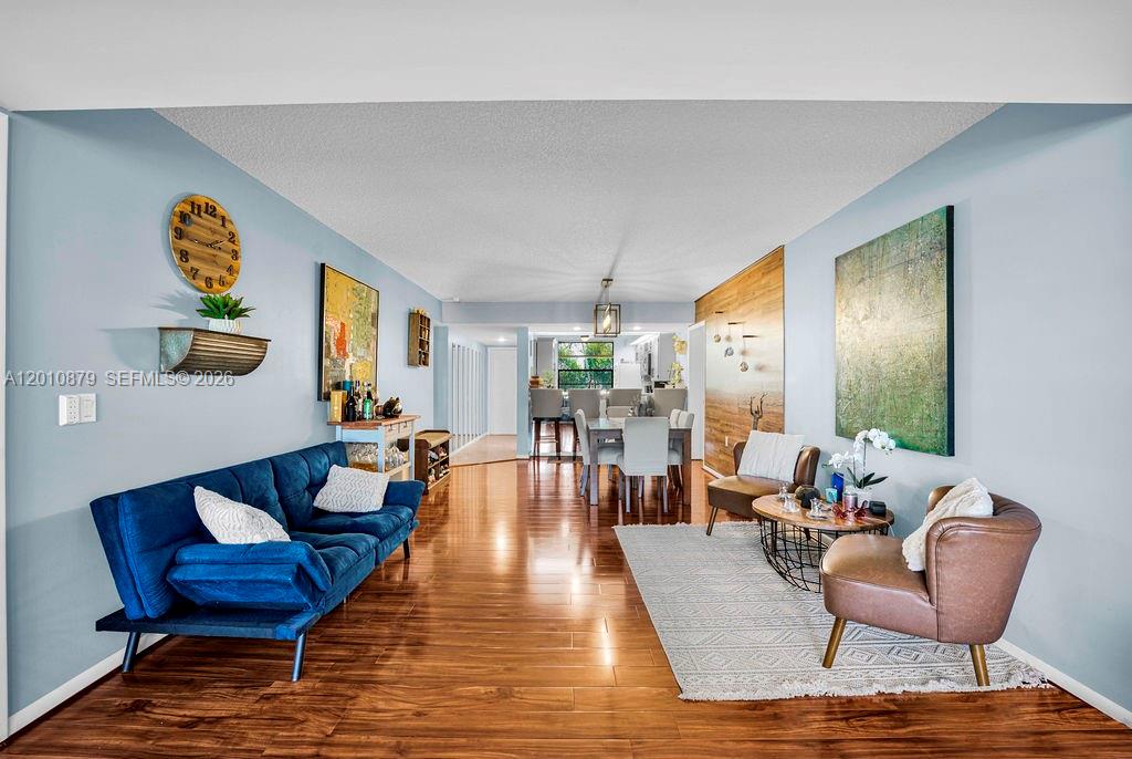 6049 Balboa Circle, Unit 302 Boca Raton, FL 33433 - Photo 5 of 32