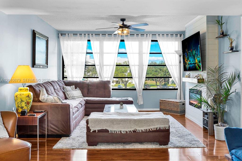 6049 Balboa Circle, Unit 302 Boca Raton, FL 33433 - Photo 9 of 32
